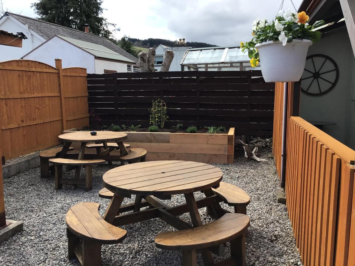 Loch Ness Backpackers Lodge Drumnadrochit Exterior foto