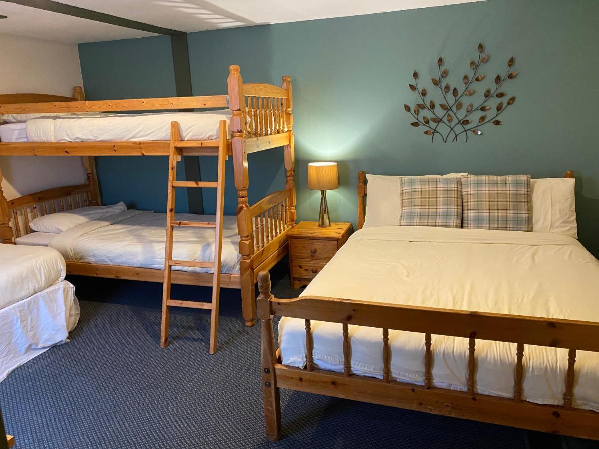 Loch Ness Backpackers Lodge Drumnadrochit Exterior foto