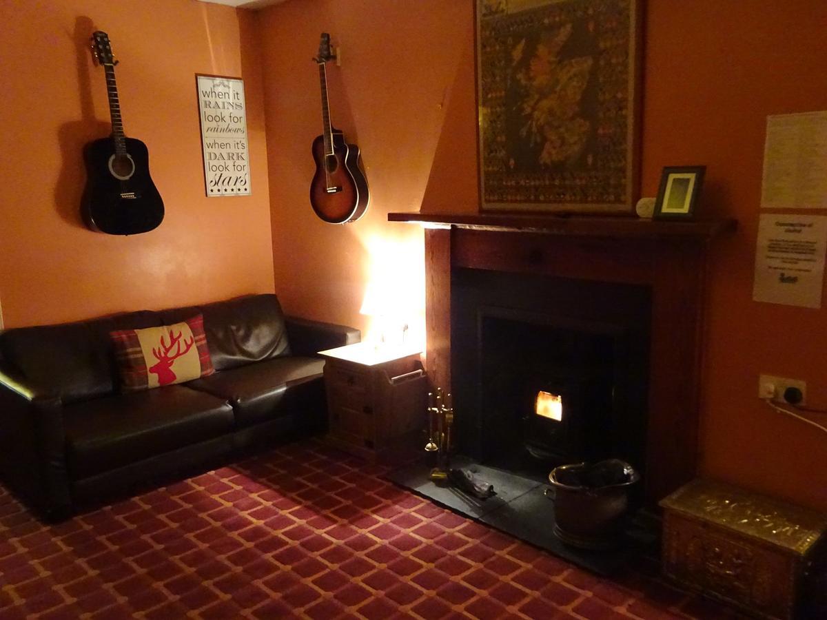 Loch Ness Backpackers Lodge Drumnadrochit Exterior foto